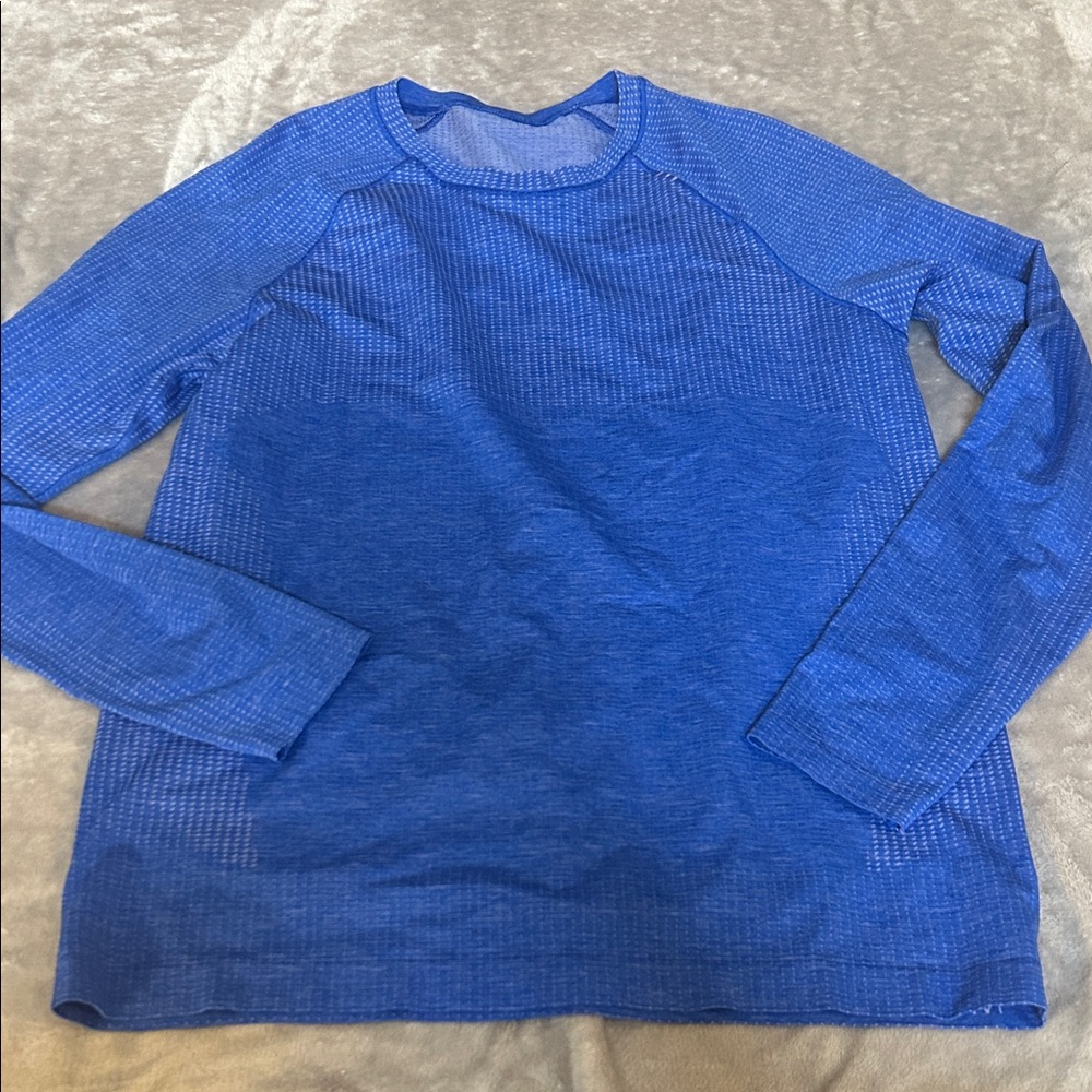 Lululemon men’s metal vent tech long sleeve tee